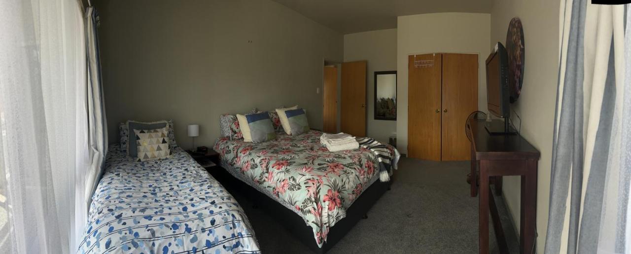 Bed and Breakfast Warm On Waterloo Palmerston North Esterno foto